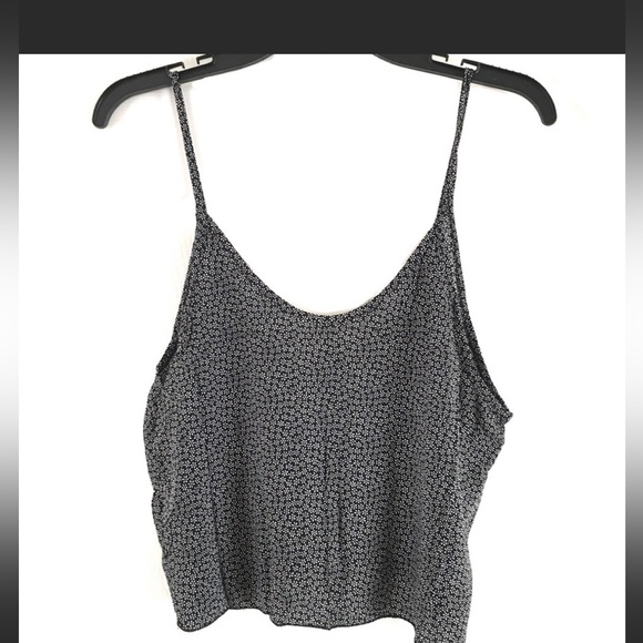 Brandy Melville tank top crop cropped daisy one size LN black Anthropologie - Picture 2 of 6